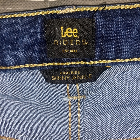 Lee Riders Jeans 💙 - Picture 6 of 14